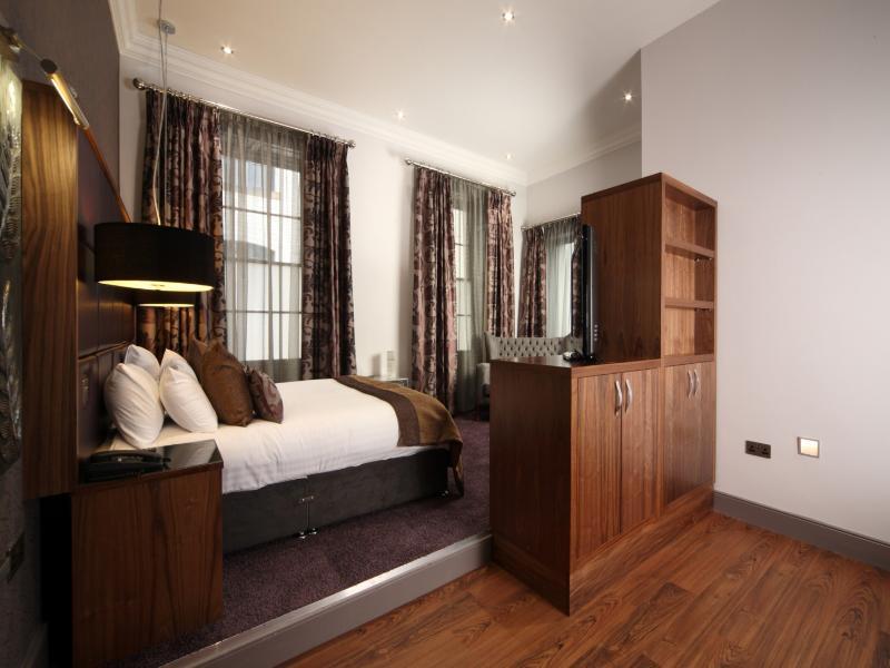 Roomzzz Appart hôtel 4*