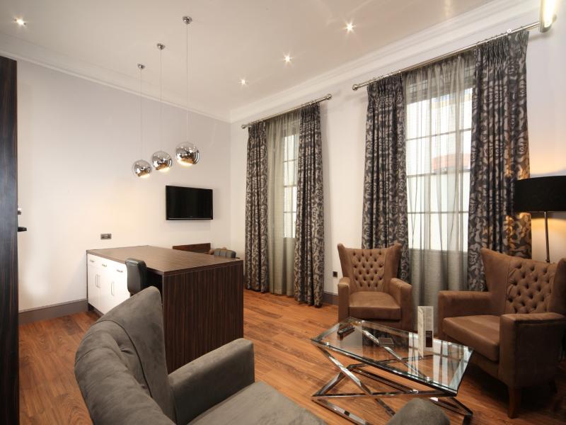 Roomzzz 4* Newcastle-upon-Tyne