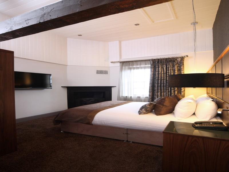 Roomzzz 4*