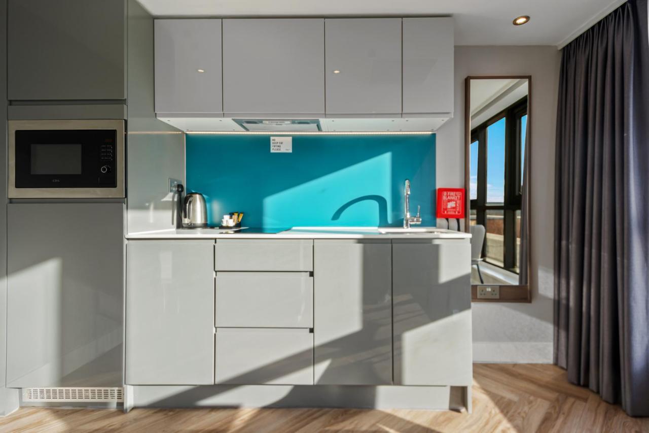 Roomzzz 4* Newcastle-upon-Tyne