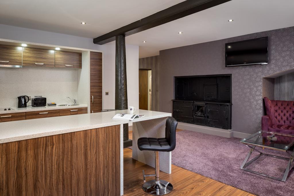 Roomzzz Newcastle-upon-Tyne
