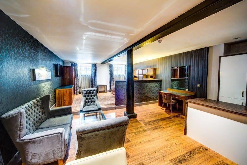 Roomzzz Appart hôtel