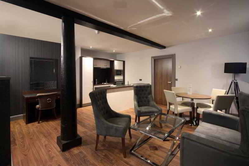 Roomzzz Appart hôtel